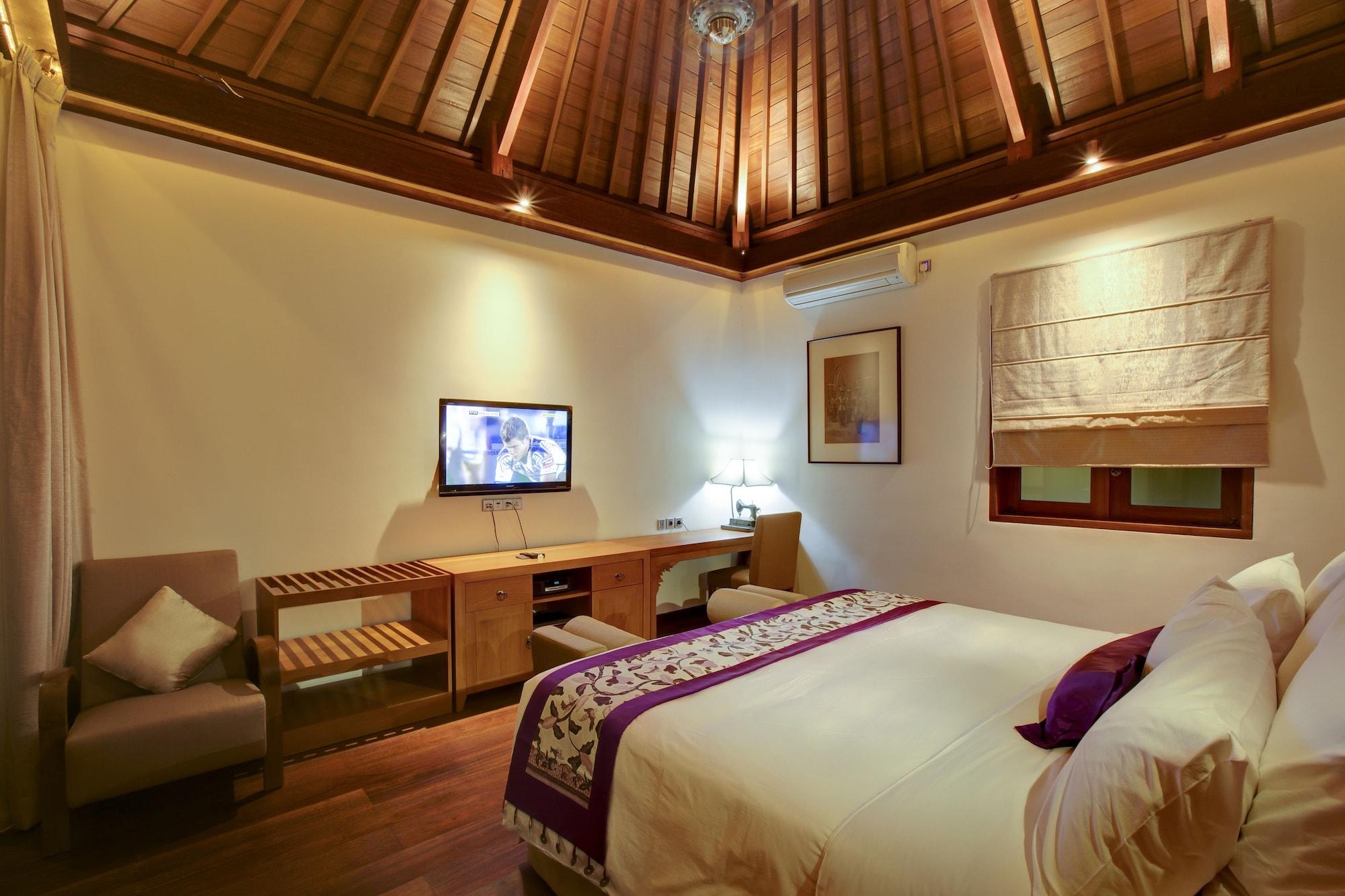Koenokoeni Villa Seminyak Szoba fotó